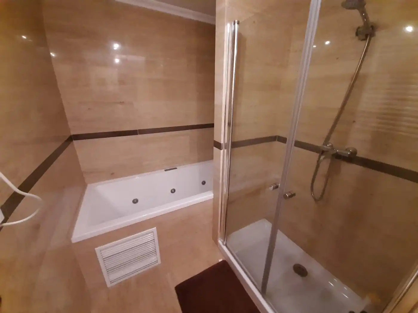 Baño de Ático en venta en Águilas con Aire acondicionado, Calefacción y Terraza
