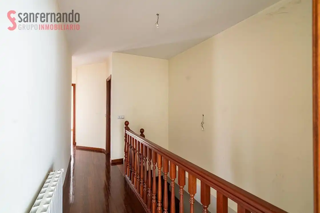 Wohnung zum Verkauf in Torrelavega  mit Terrasse und Balkon