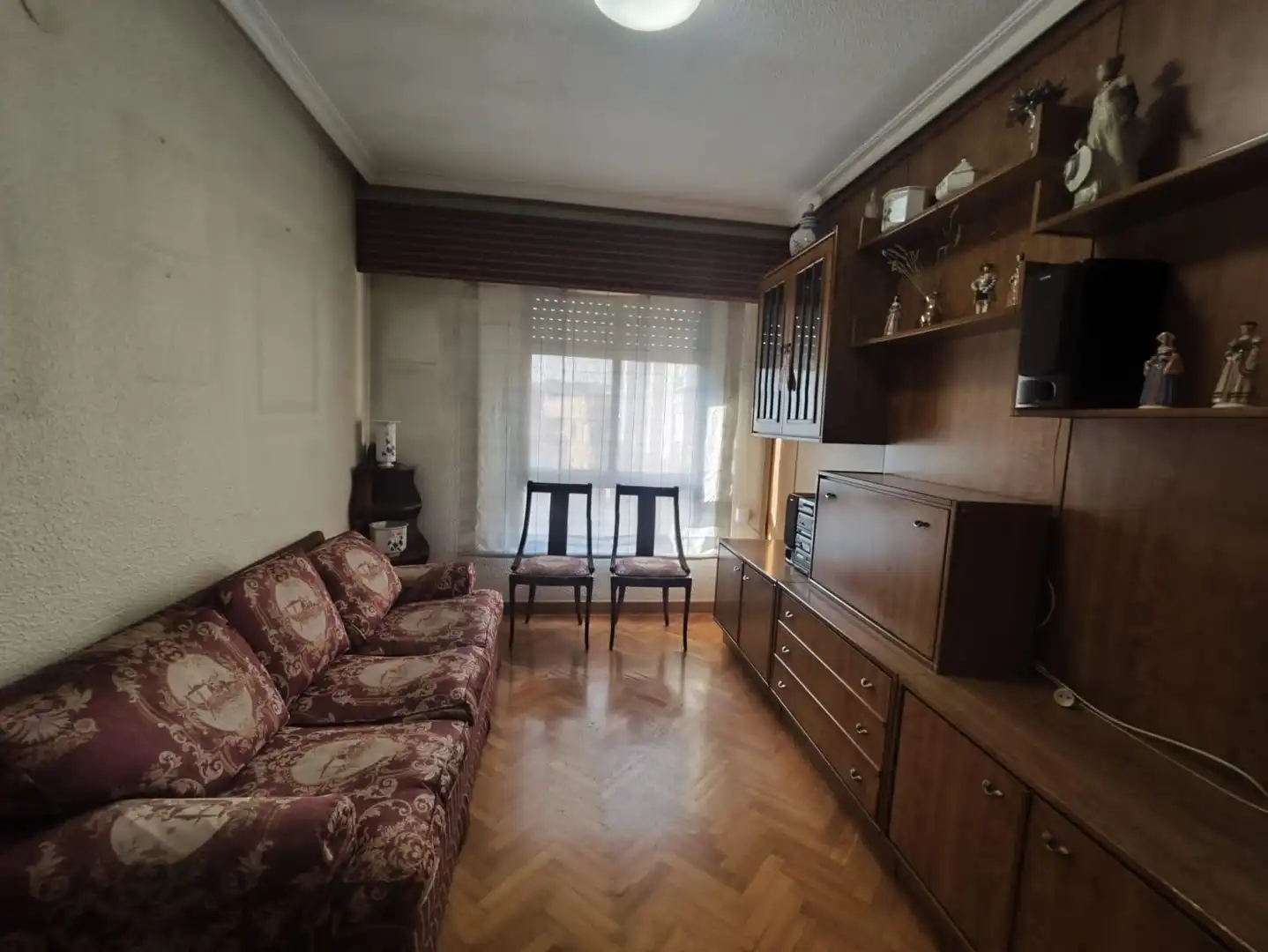 Sala d'estar de Pis en venda en Elda amb Aire condicionat, Parquet i Moblat