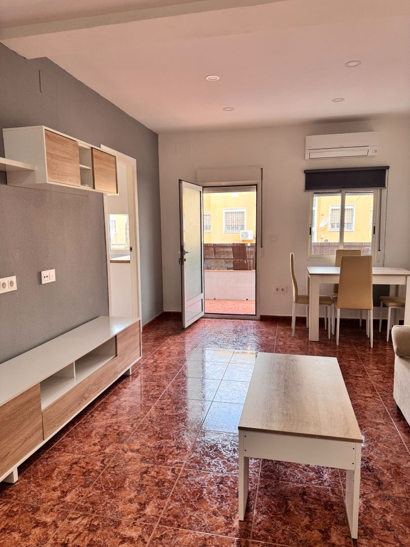 Piso en venta en Cartagena con Amueblado, Horno y Balcón