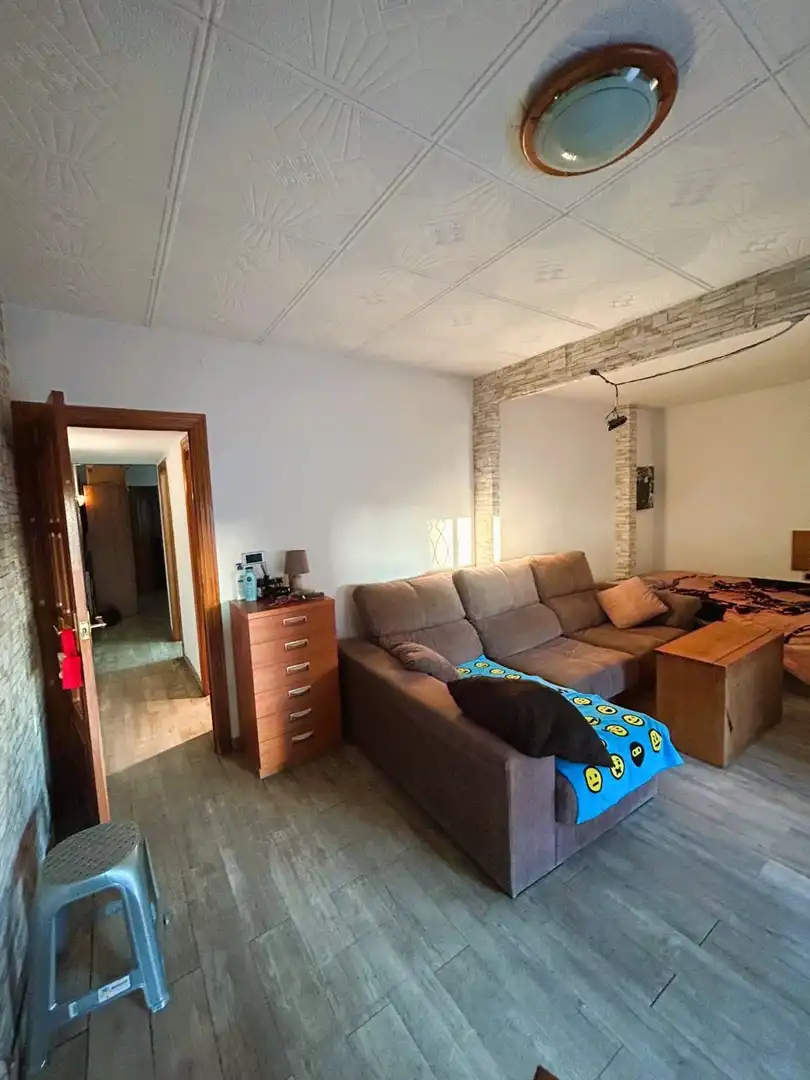 Sala d'estar de Àtic en venda en Badalona amb Aire condicionat, Calefacció i Traster