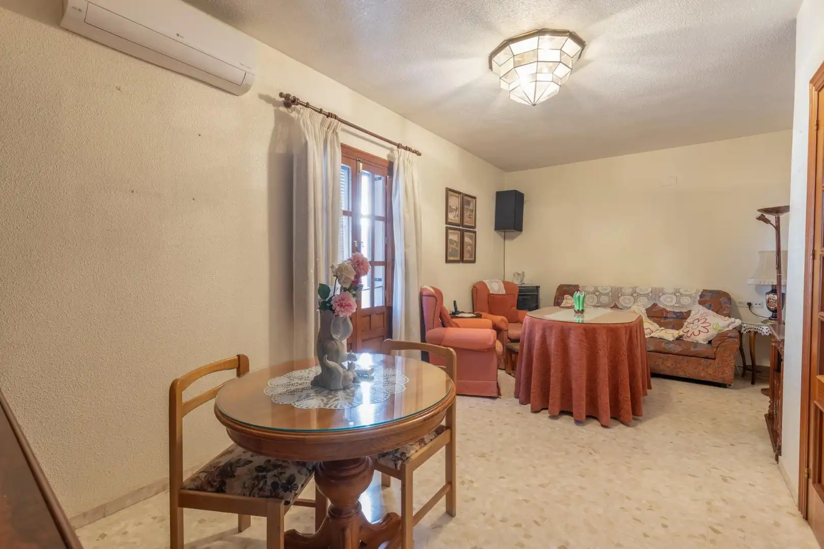 Living room of Houses for sale in Granada