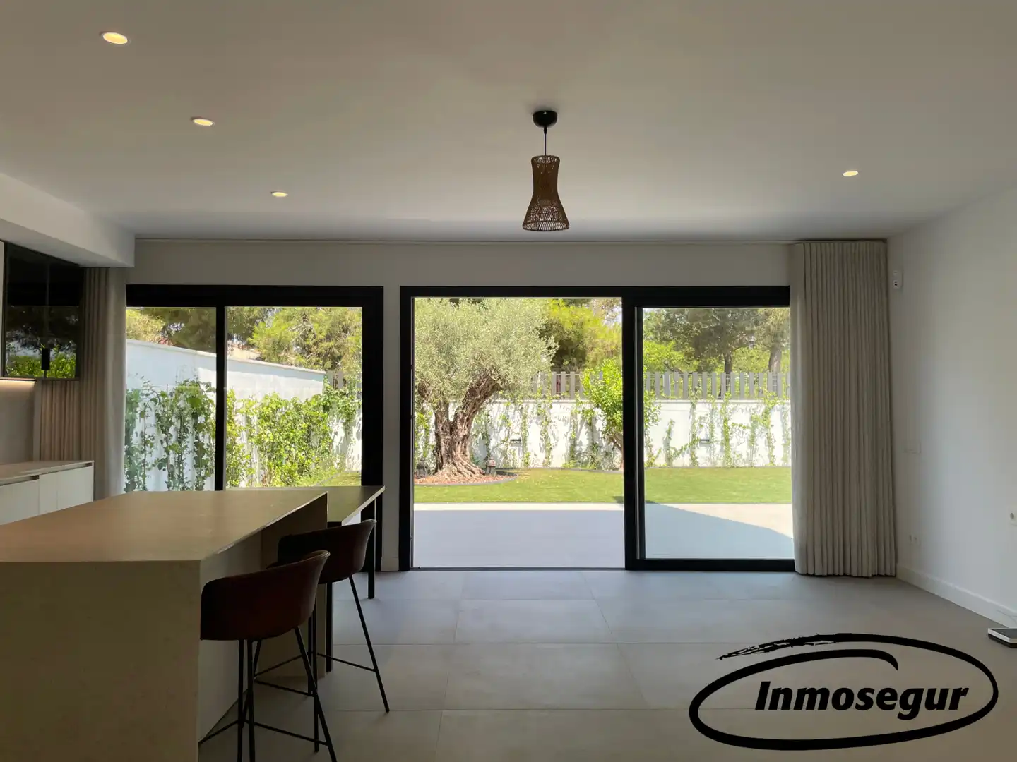 Casa adosada en venda en Cambrils amb Aire condicionat, Calefacció i Jardí privat