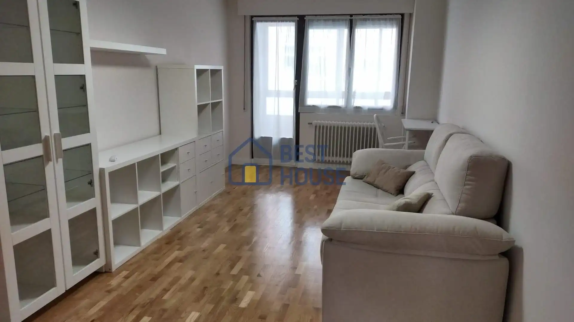 Sala d'estar de Apartament en venda en León Capital  amb Traster