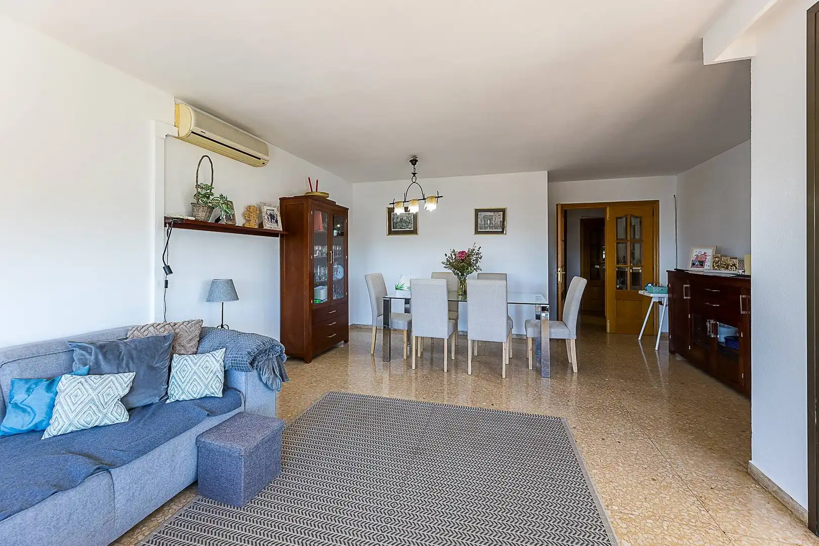 Living room of Flat for sale in Llucmajor  with Air Conditioner, Heating and Balcony