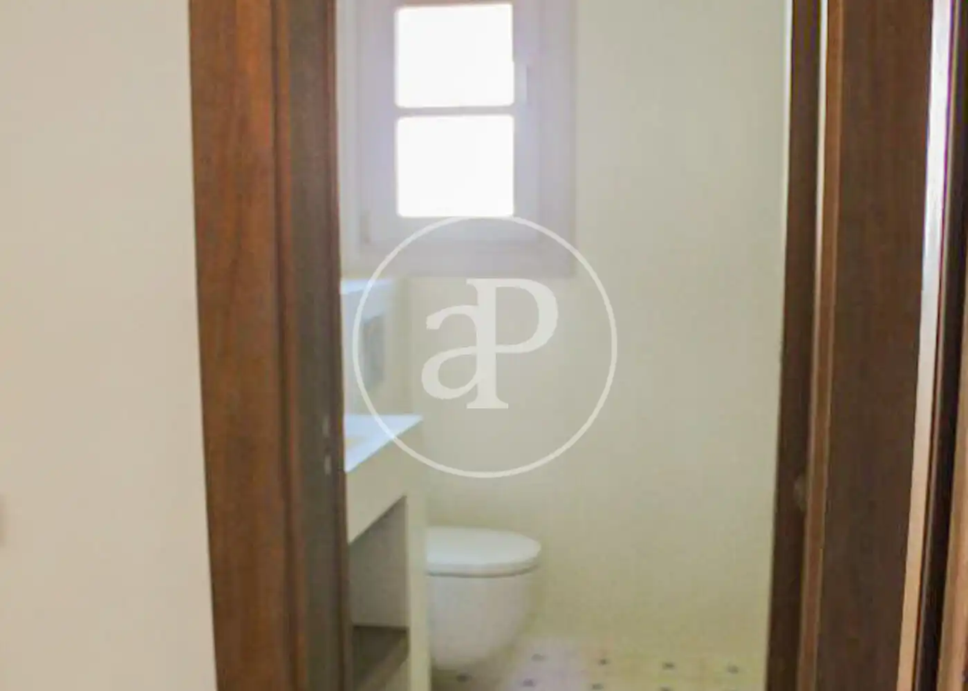 Baño de Casa o chalet de alquiler en Madrid con Aire acondicionado, Calefacción y Jardín privado