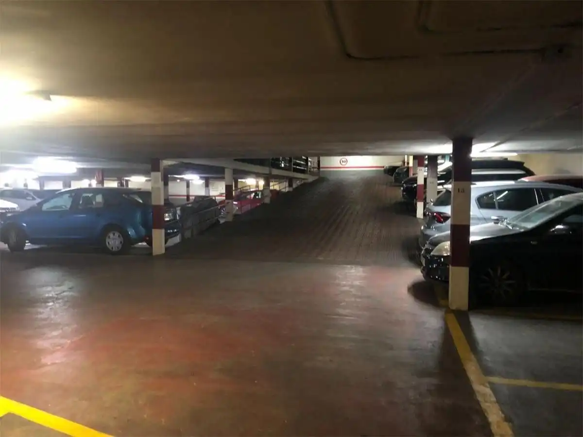 Parking de Garaje de alquiler en Valencia