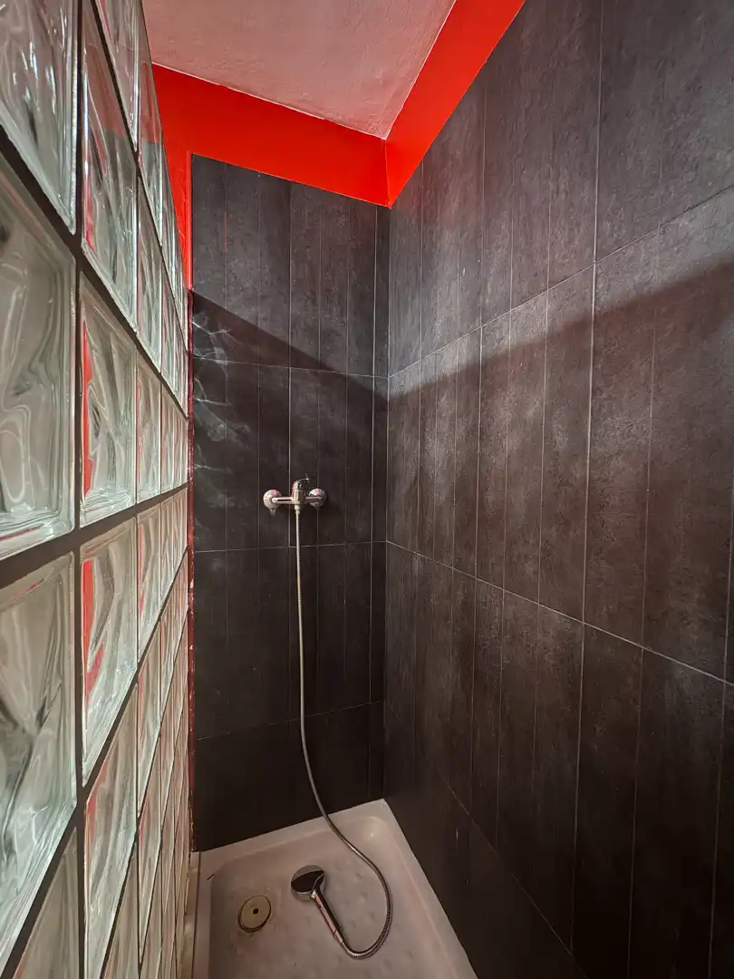 Bathroom of Houses for sale in Artigues - Llefià