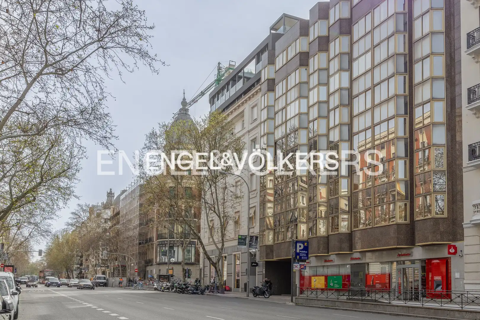 Außenansicht von Wohnung zum Verkauf in Madrid mit Klimaanlage, Heizung und Möbliert