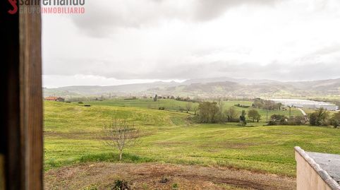 Foto 2 de Finca rústica en venda a Barrio San Pedro, Penagos, Cantabria
