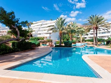 Mini appartamento con piscina in vendita a Portals Nous