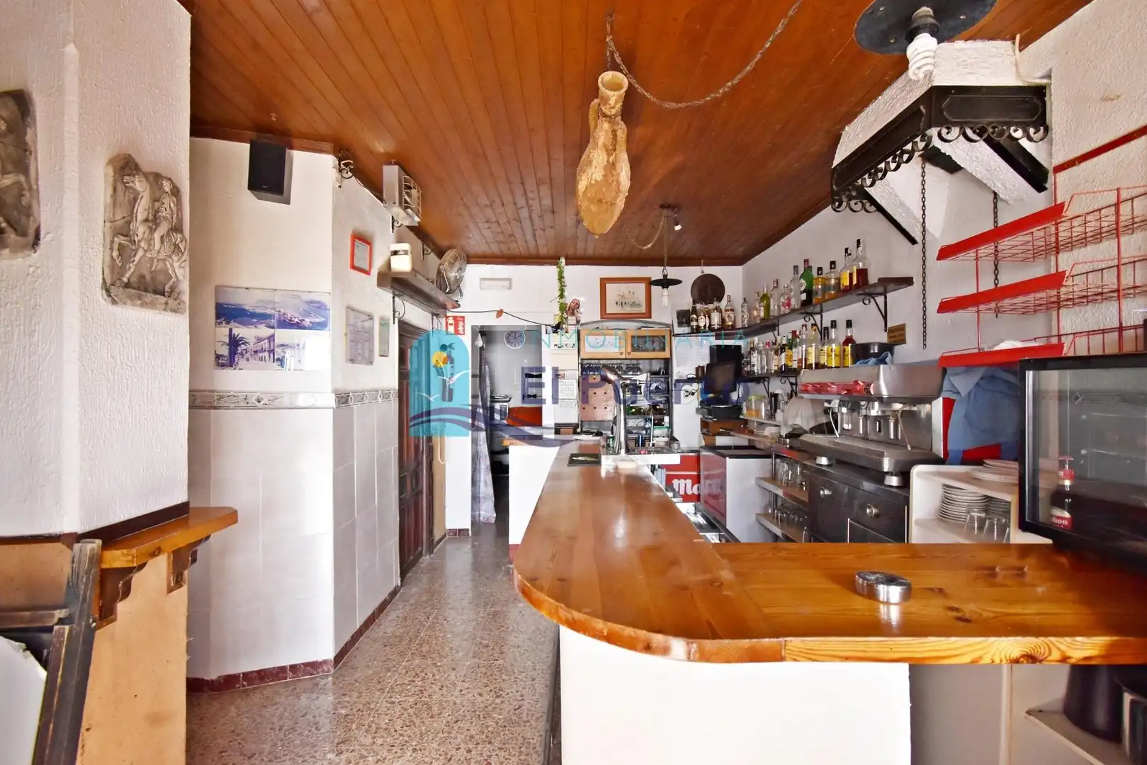 Local en venda en Mazarrón amb Moblat