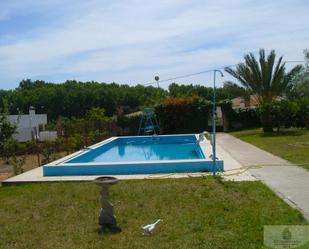 Swimming pool of House or chalet for sale in Bollullos Par del Condado  with Storage room, Swimming Pool and Alarm