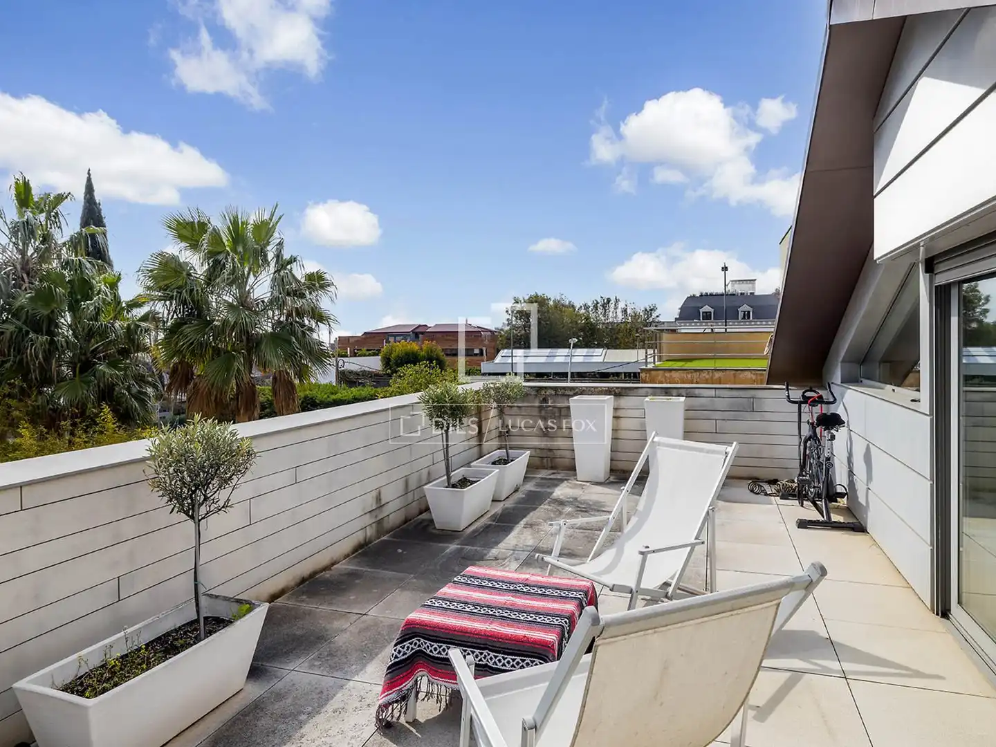 Terrassa de Casa o xalet en venda en Barcelona amb Aire condicionat, Calefacció i Jardí privat