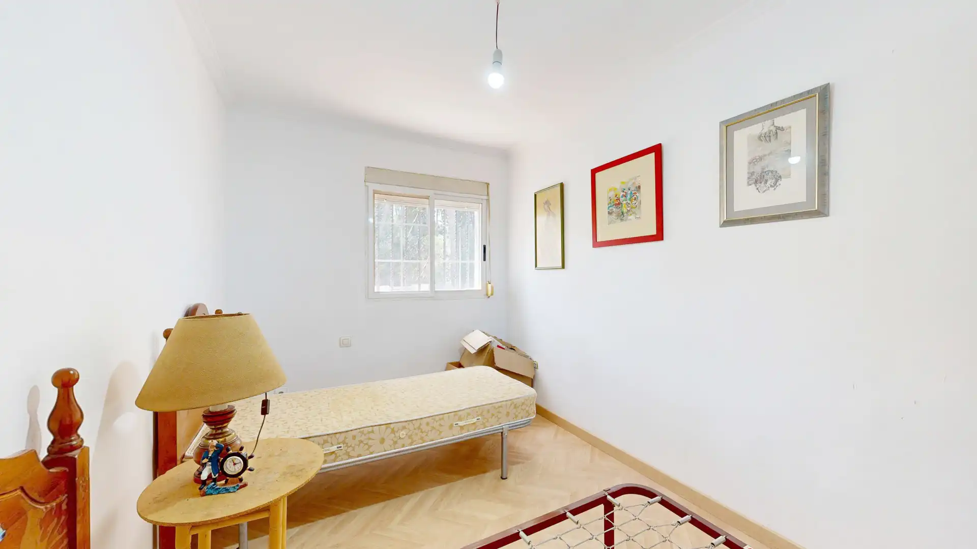 Habitación de Casa o chalet en venta en Chiva con Terraza, Trastero y Piscina