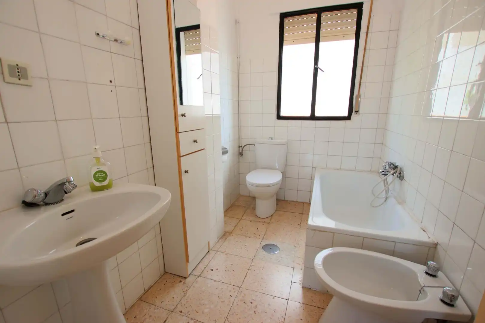 Baño de Casa o chalet en venta en Valdelacalzada, Badajoz