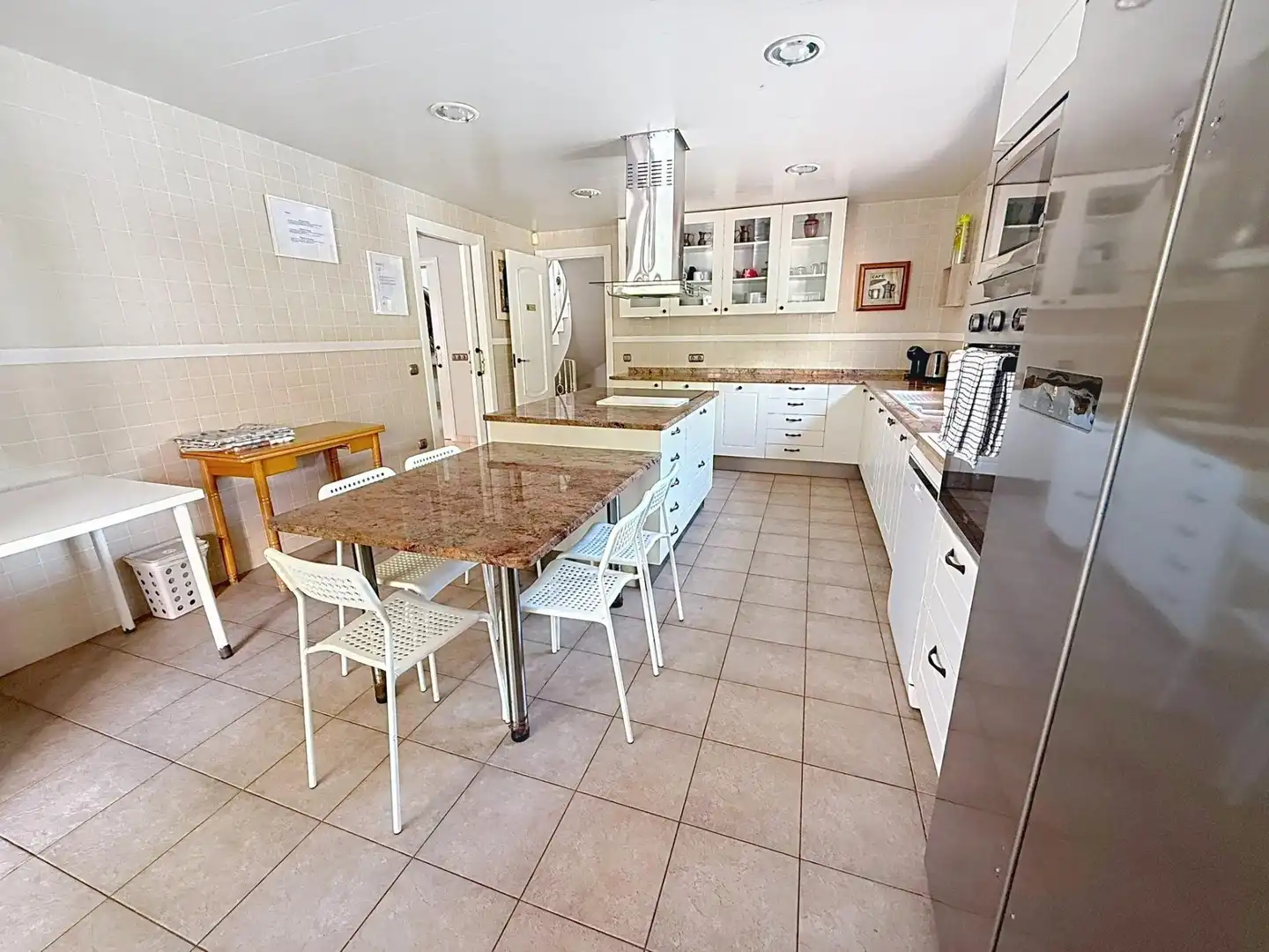 Cuina de Casa o xalet en venda en Cubelles amb Aire condicionat, Calefacció i Terrassa
