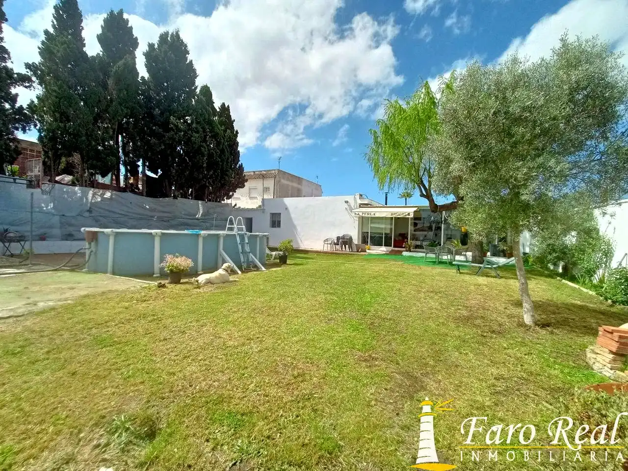 Jardín de Finca rústica de alquiler en Sanlúcar de Barrameda con Aire acondicionado, Jardín privado y Piscina