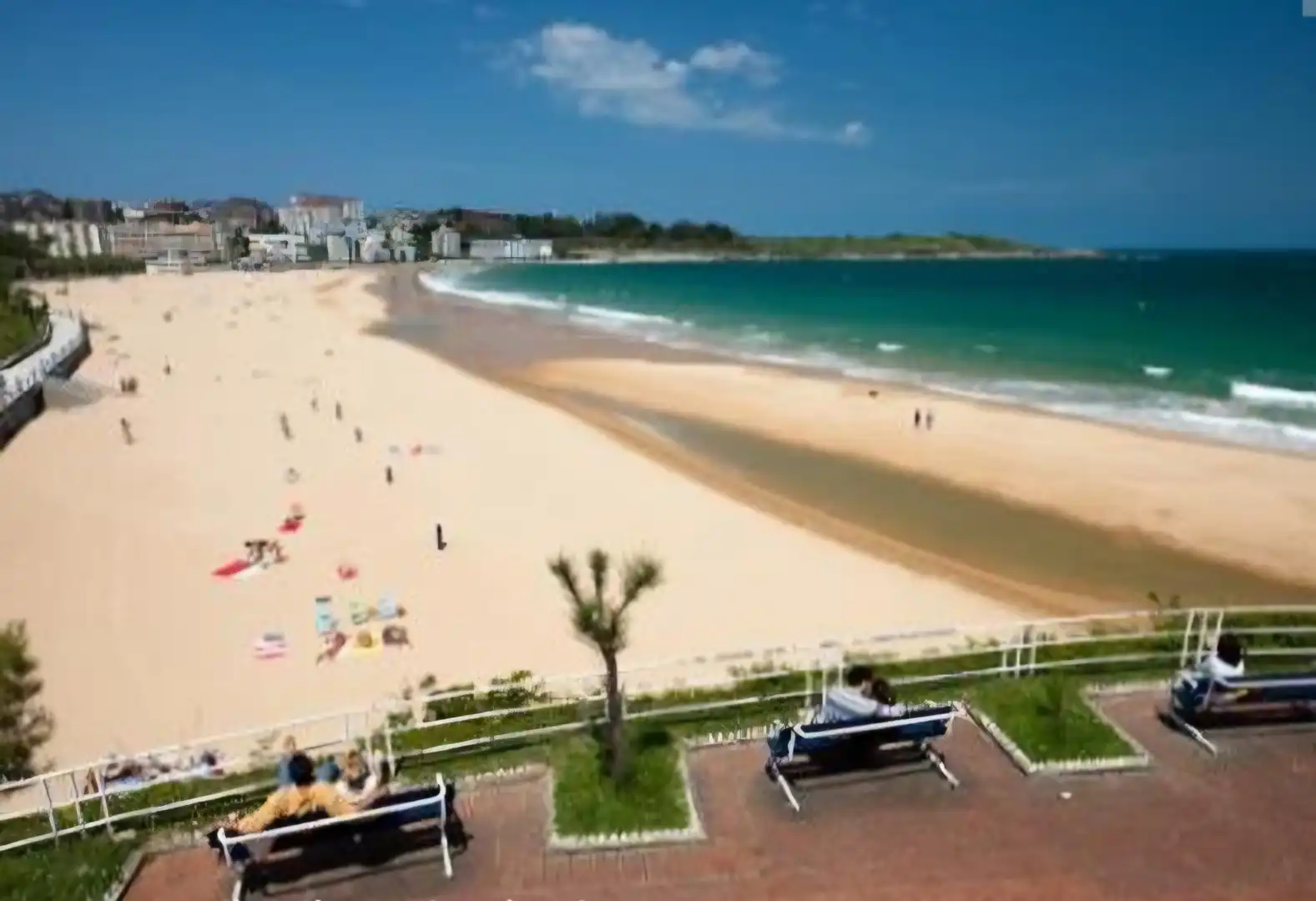 Vista exterior de Local en venta en Santander con Calefacción, Terraza y Amueblado