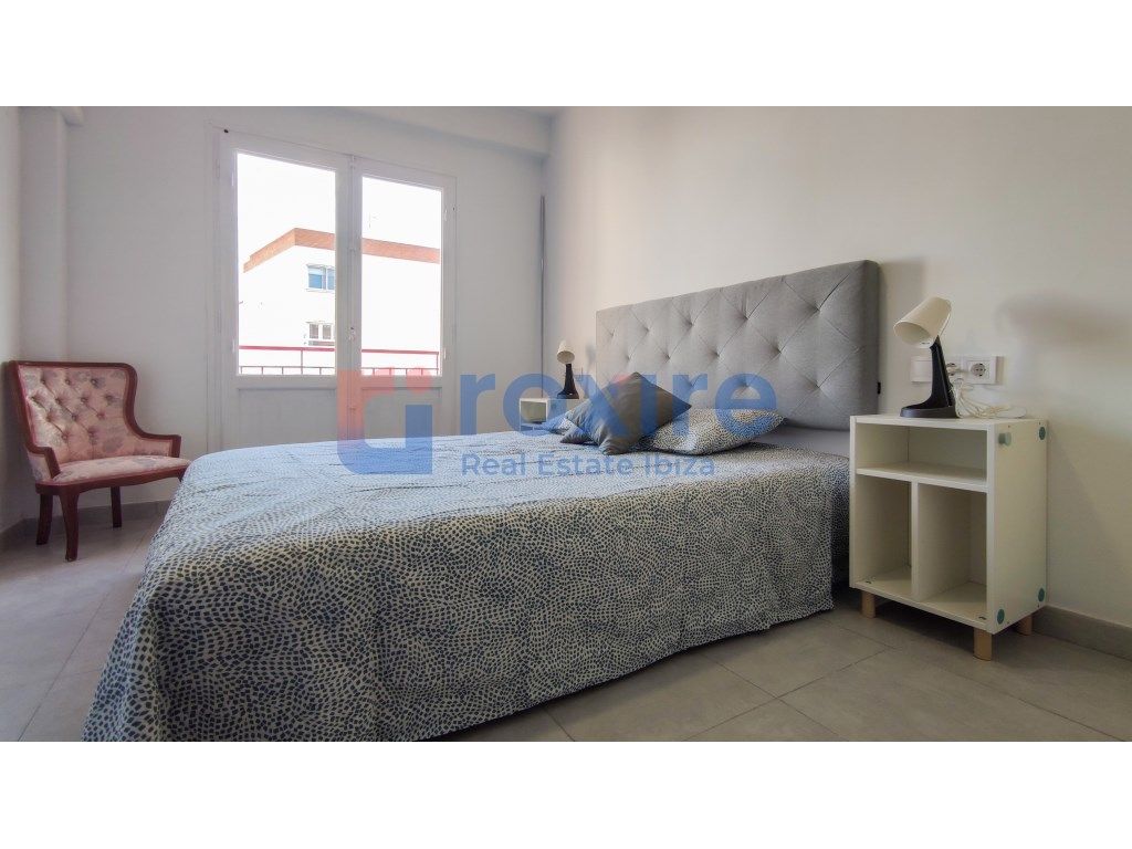 Habitación de Piso de alquiler en  Zaragoza Capital con Aire acondicionado, Calefacción y Amueblado