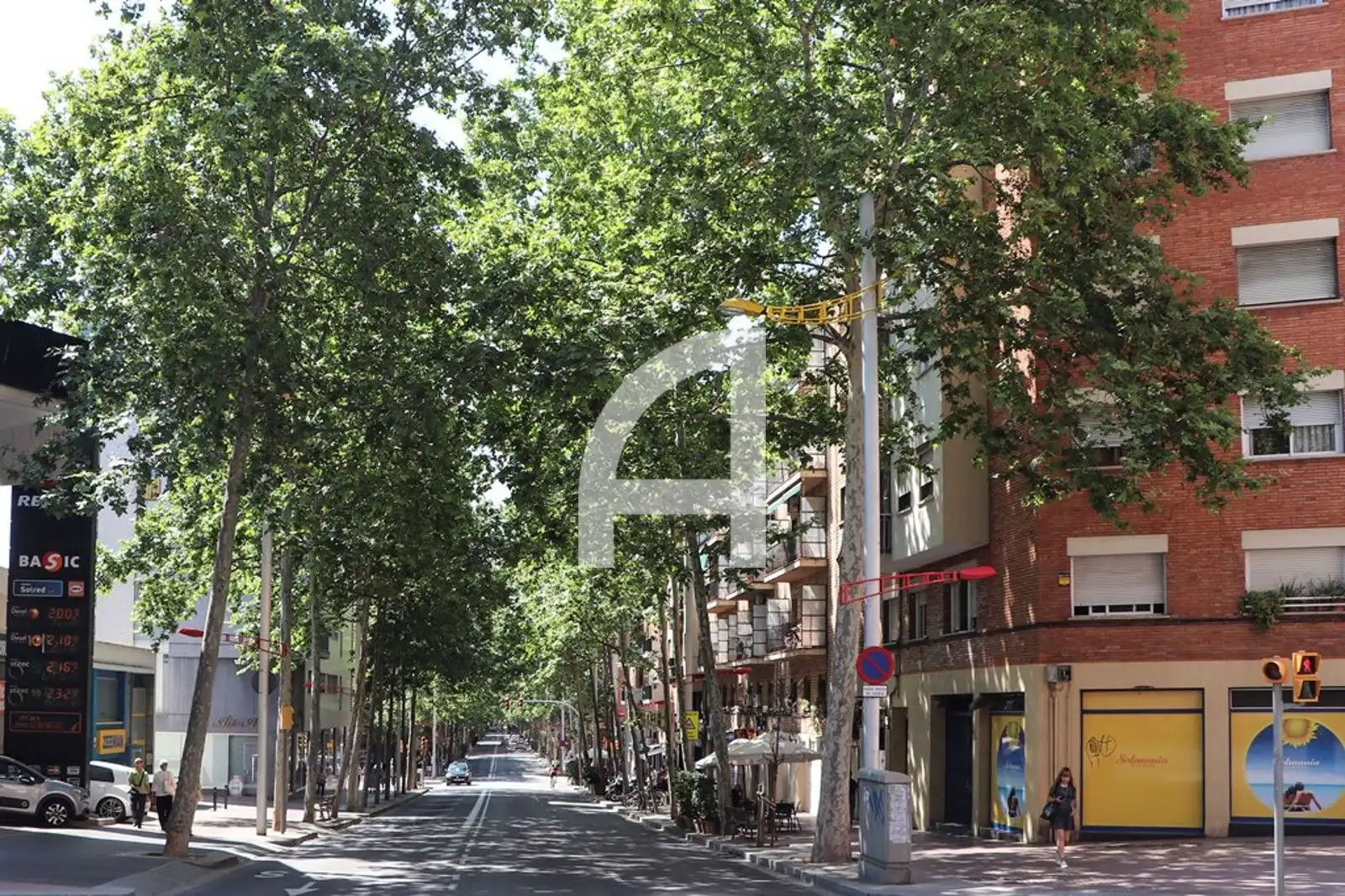 Außenansicht von Gebäude zum Verkauf in Barcelona