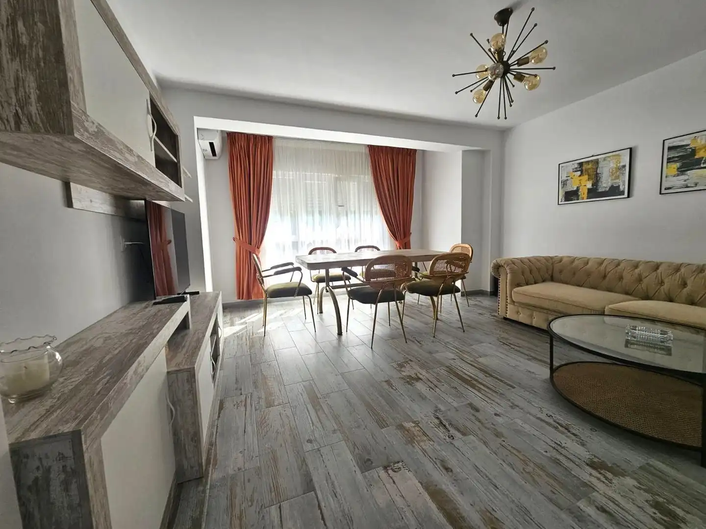 Sala d'estar de Pis en venda en Oliva amb Aire condicionat