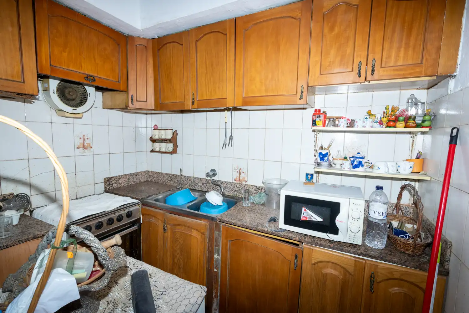 Cuina de Casa o xalet en venda en L'Aldea amb Jardí privat, Terrassa i Traster