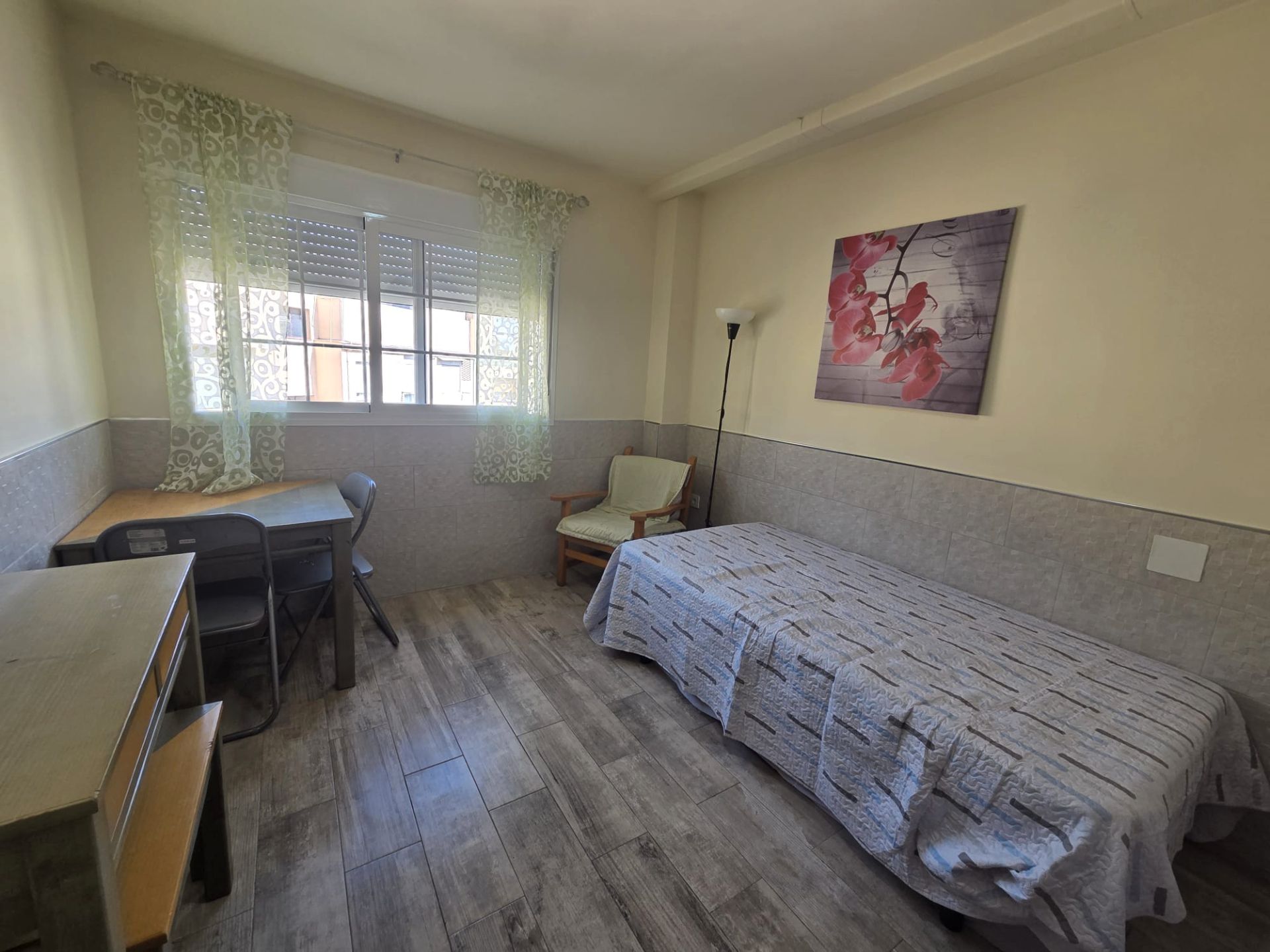 Bedroom of Flat to rent in  Granada Capital  with Heating, Furnished and Washing machine