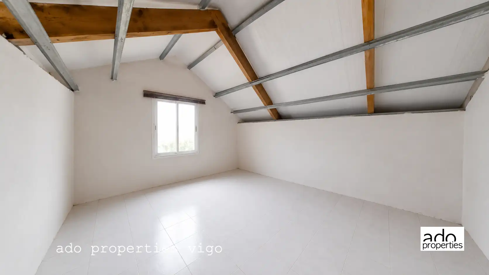 Piso en venta en Vigo  con Trastero