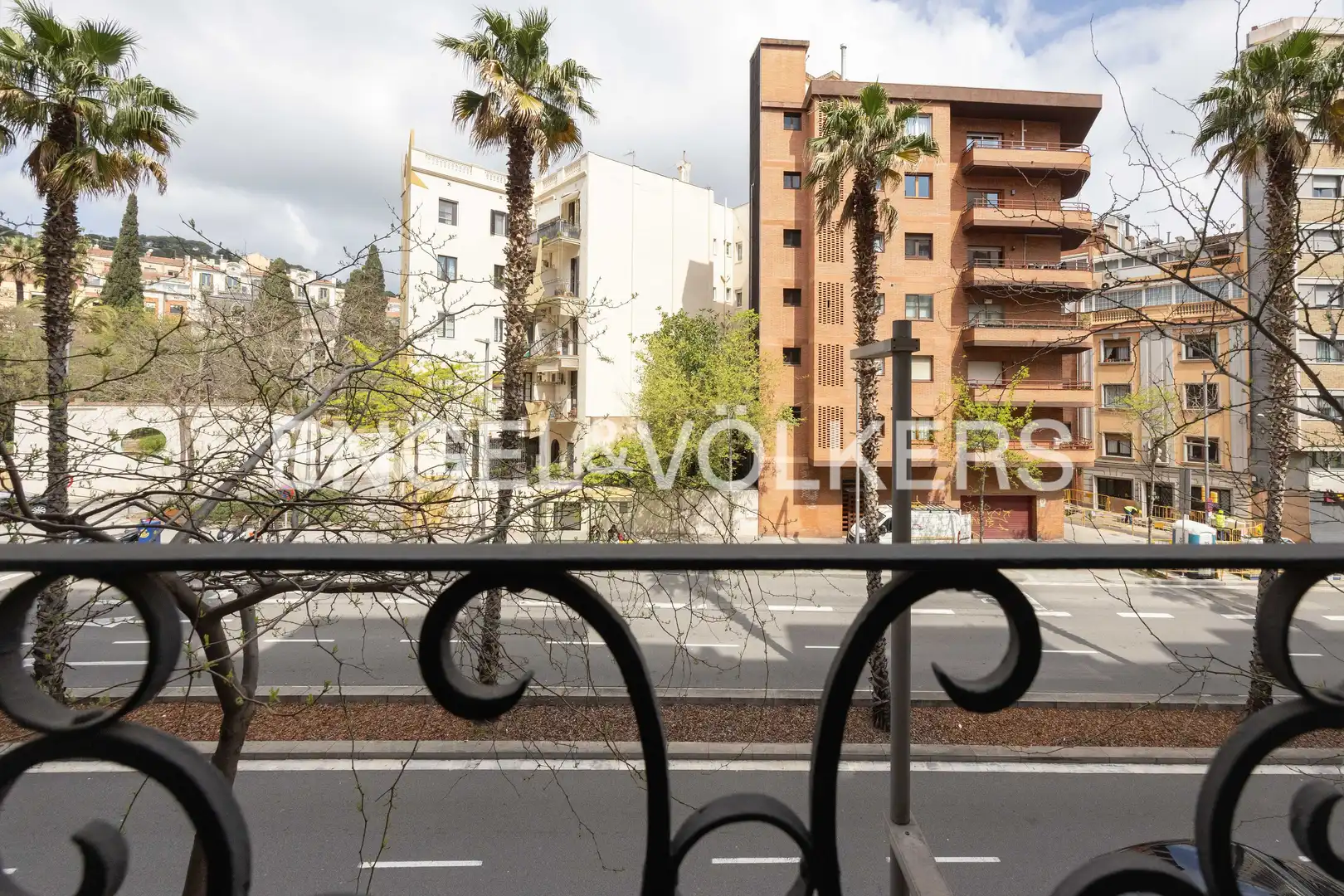 Außenansicht von Wohnung zum Verkauf in Barcelona mit Klimaanlage, Heizung und Parkett