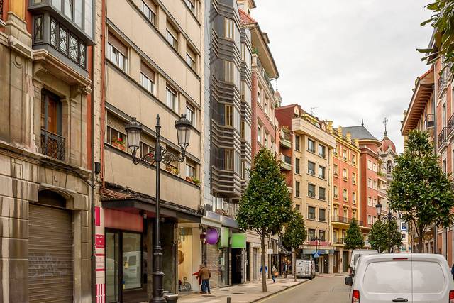 Oficina en Venta en Calle Melquiades Álvarez, 14 en Salesas - Foncalada - Campoamor