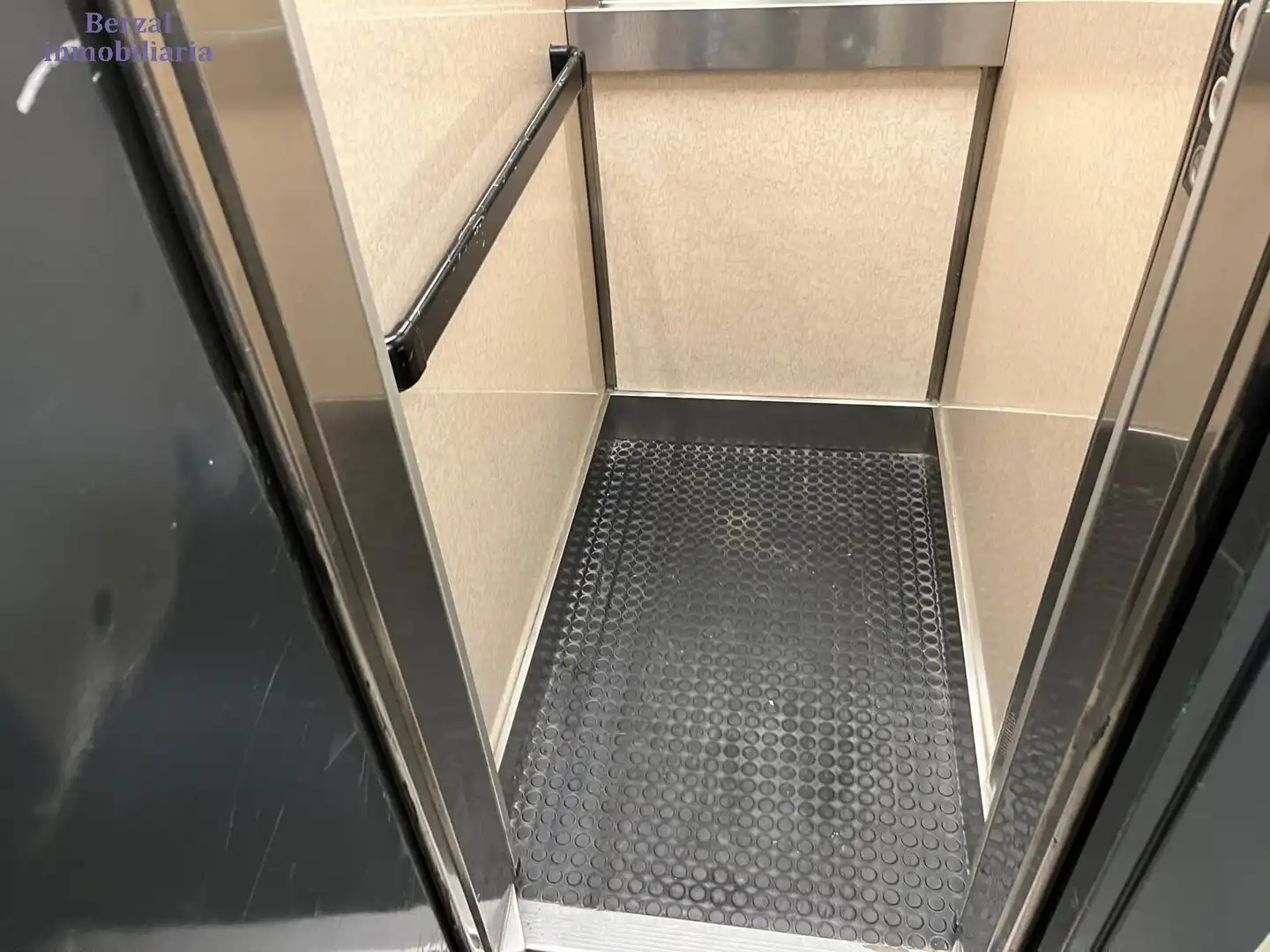 Terraza de Piso en venta en  Logroño con Calefacción y Trastero