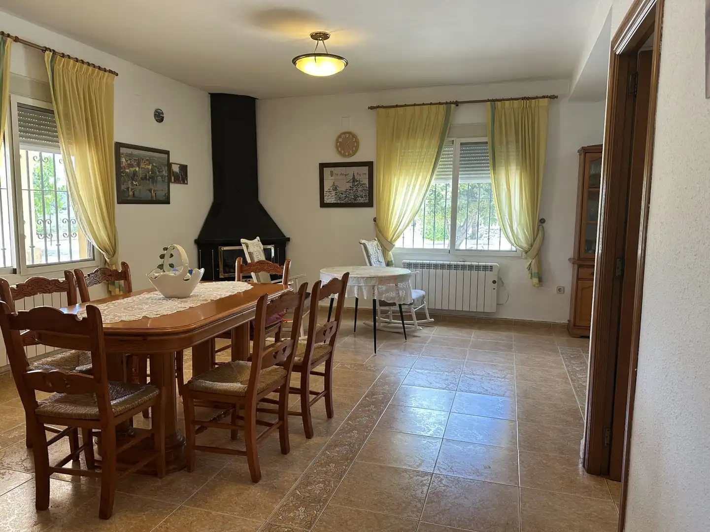 Comedor de Casa o chalet en venta en Agullent con Calefacción, Jardín privado y Terraza