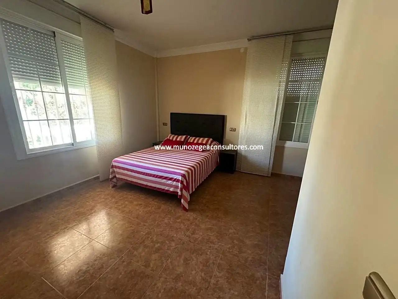 Habitación de Casa o chalet en venta en Moriles con Aire acondicionado, Jardín privado y Piscina