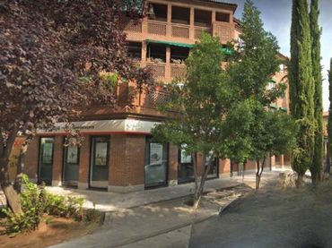 Business premises for sale in Bulevar de las Acacias