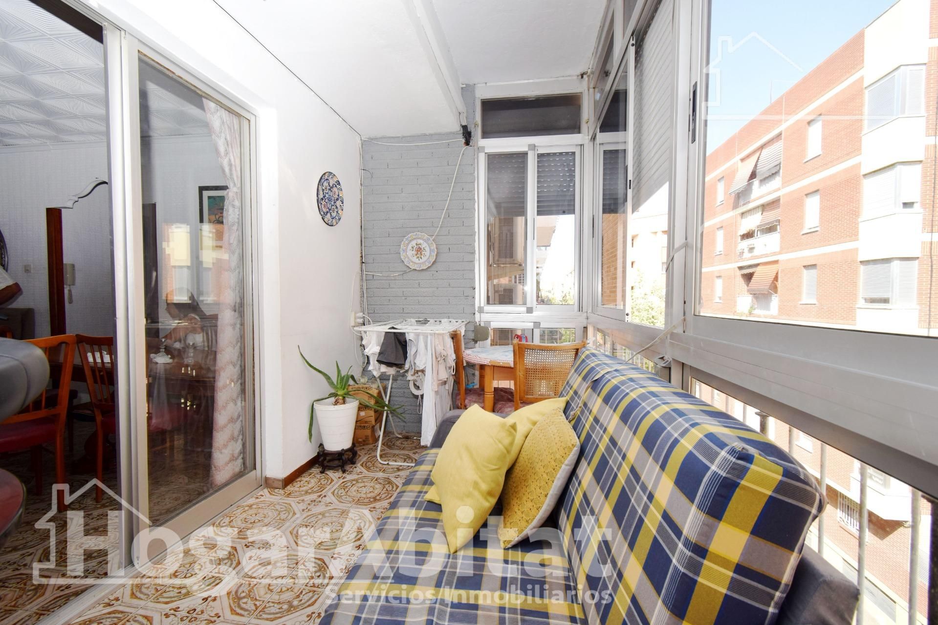 Habitación de Piso en venta en Torrent con Aire acondicionado, Terraza y Balcón