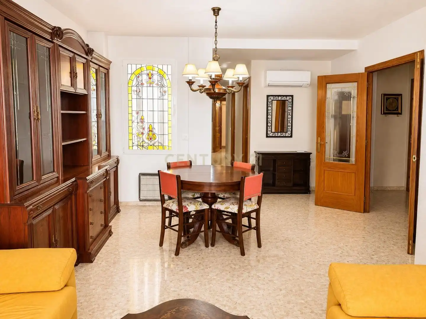Menjador de Apartament de lloguer en Valencia amb Aire condicionat