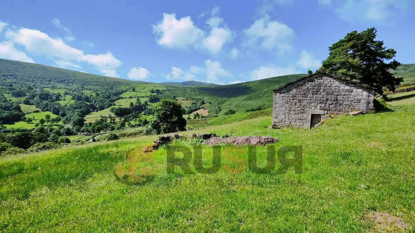 Casa rústica en venta en Vegaloscorrales, imagen 31