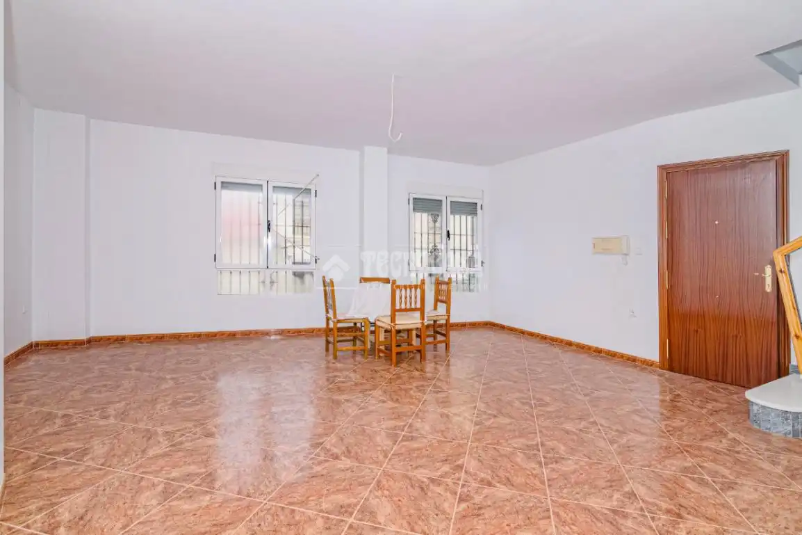 Menjador de Casa adosada en venda en Loja