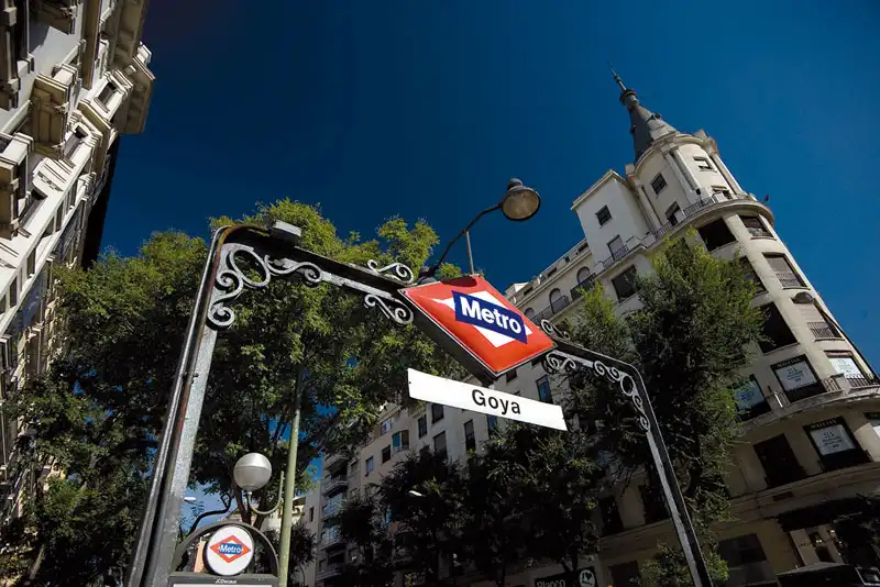 Außenansicht von Wohnung zum Verkauf in Madrid mit Klimaanlage, Heizung und Parkett