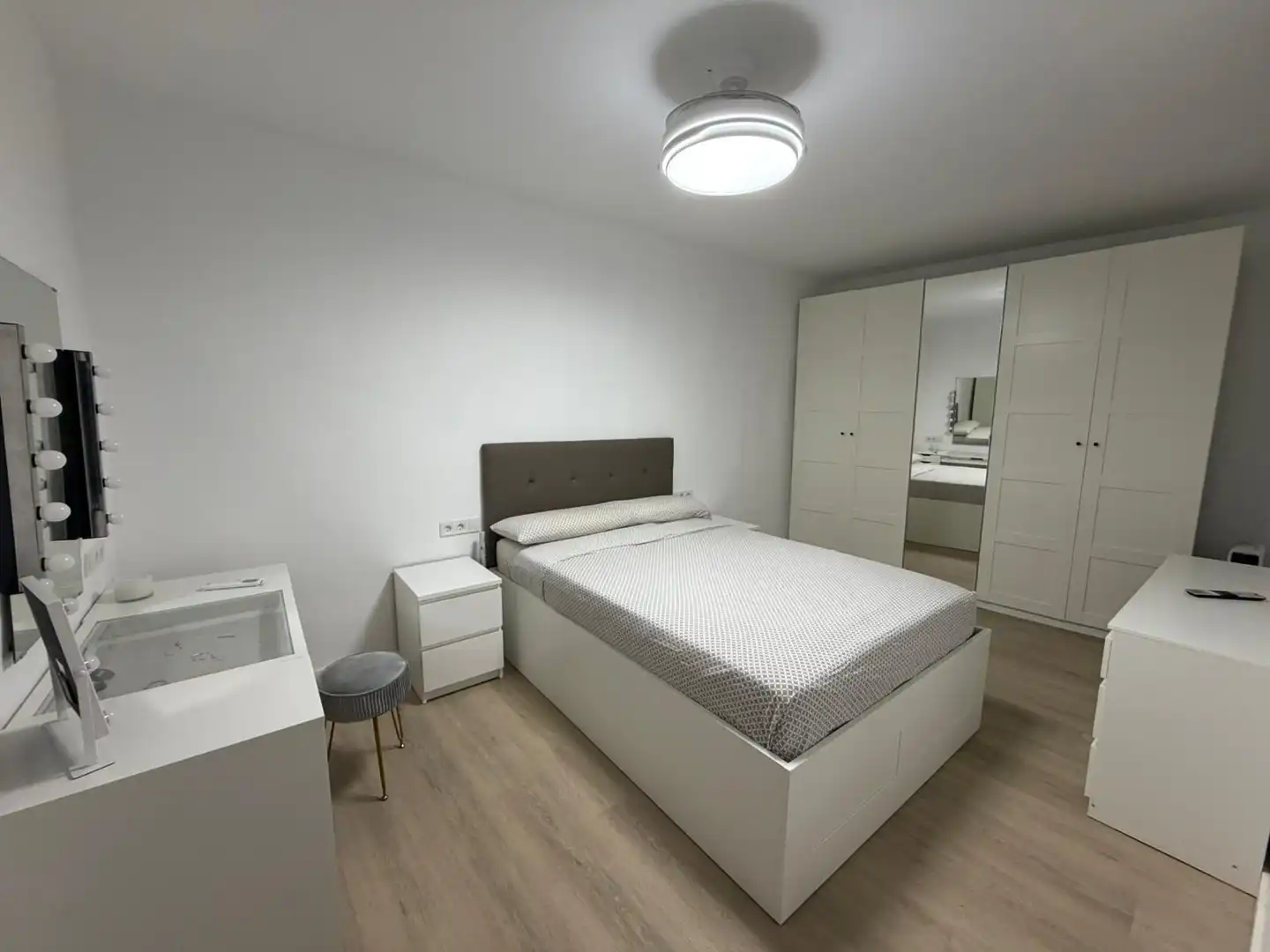 Dormitori de Casa o xalet en venda en Fondón amb Calefacció, Terrassa i Moblat
