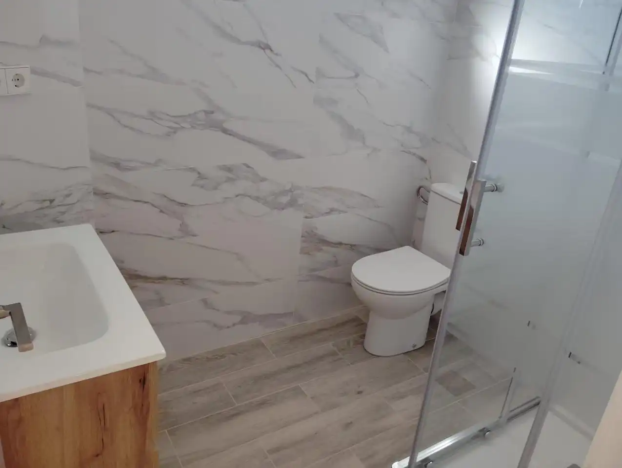 Bany de Pis en venda en Manresa amb Aire condicionat, Calefacció i Parquet