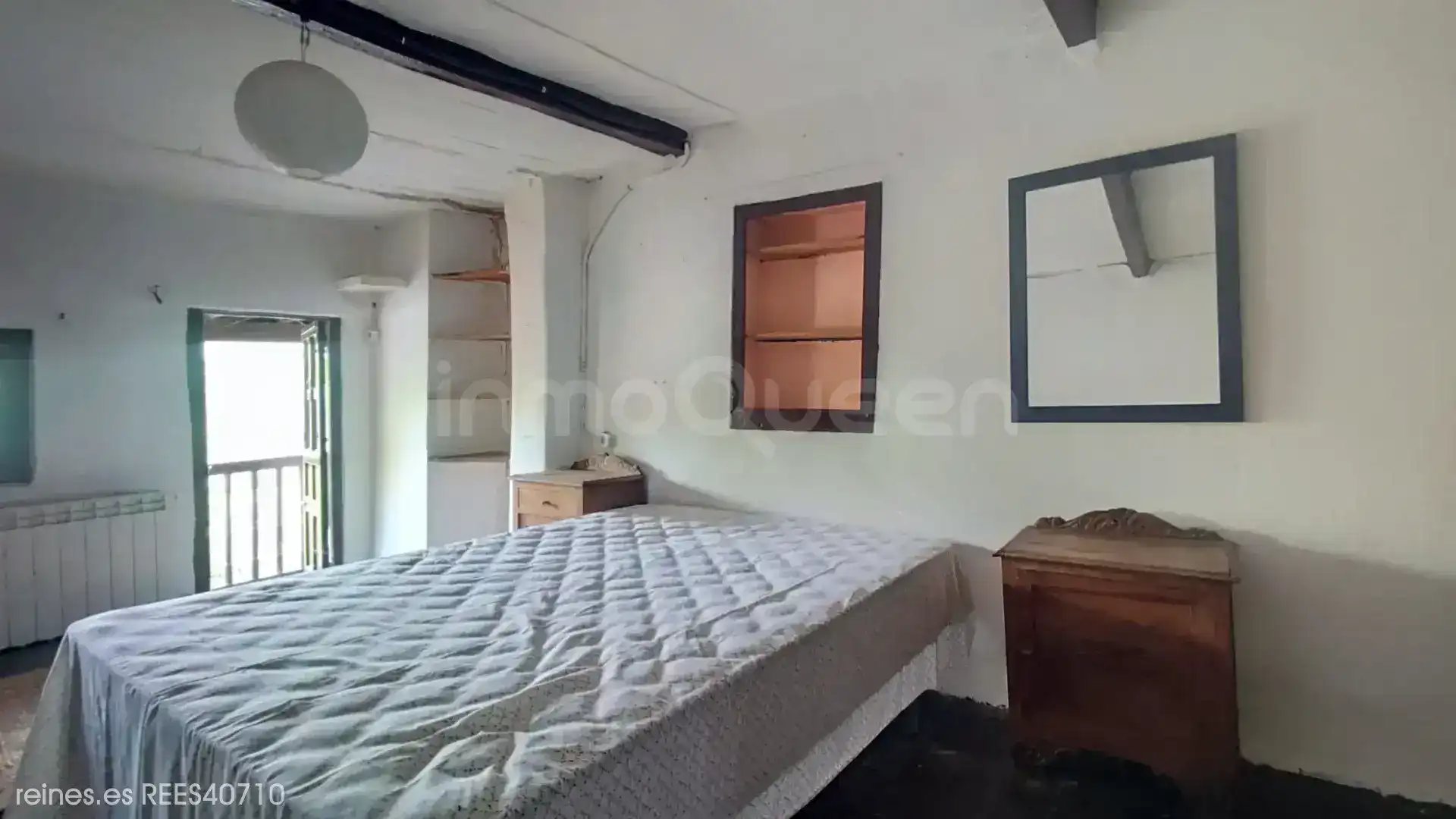 Habitación de Casa adosada en venta en Morcín con Calefacción, Terraza y Amueblado