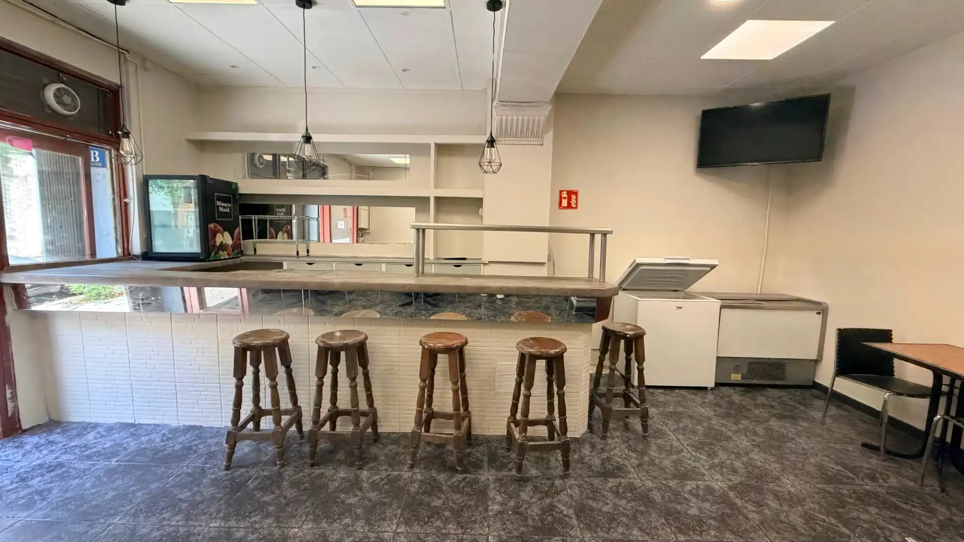 Cocina de Local en traspaso en Barcelona con Aire acondicionado, Calefacción y Terraza