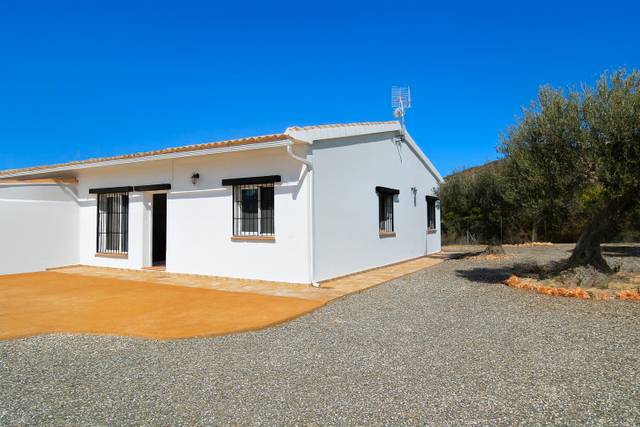 Casa adosada en Alquiler en Alquería - Torrealquería
