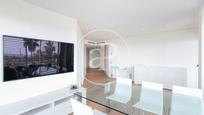 Living room of Flat to rent in  Barcelona Capital  with Air Conditioner, Heating and Terrace