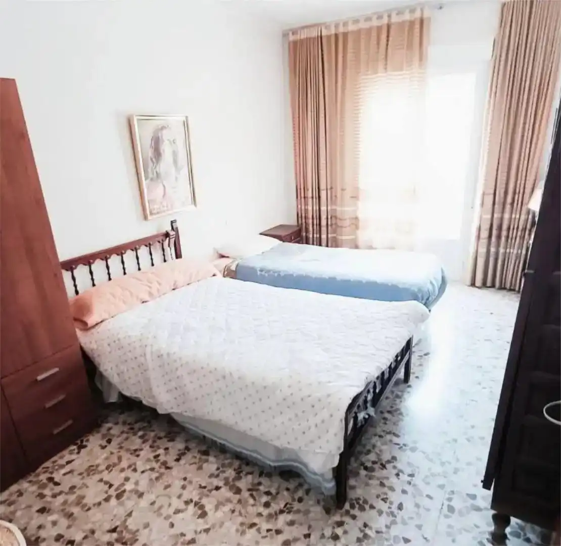 Habitación de Casa o chalet en venta en Benamaurel con Jardín privado, Trastero y Amueblado