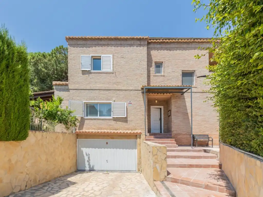 Houses for sale in La Cañada