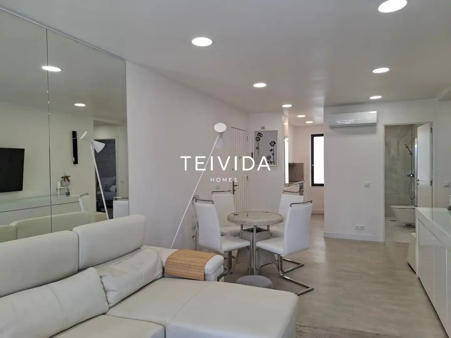 Flat with pool for sale in Avenida Rafael Puig Lluvina, imagen 5