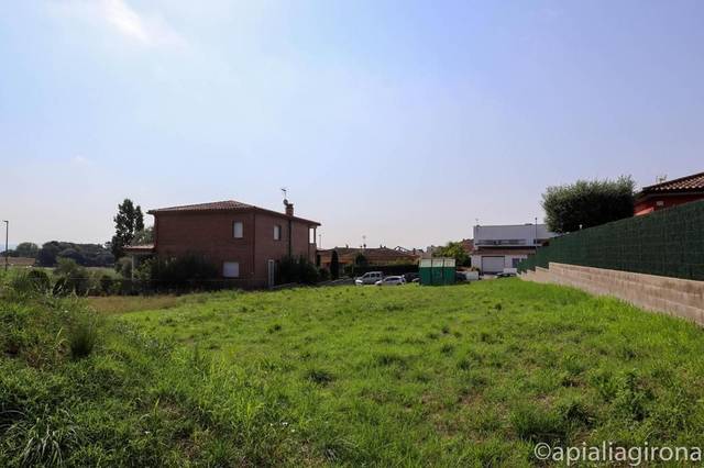 Terreno residencial en Venta en Riudellots de la Selva
